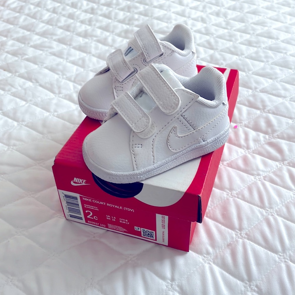 Nike Court Royale 2c